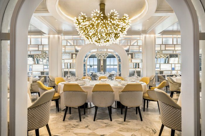 Restaurants, Bars & Cafés on Oceania Allura
